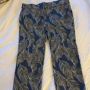 Jules & Leopold Pull-On Blue, Black and White Palm Tree Tropical Capri Pants MED
